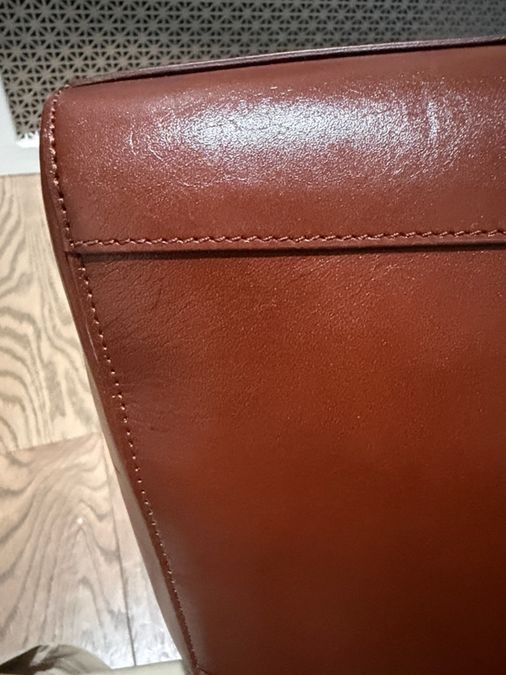 Vintage Etienne Aigner Bag - Picture 4 of 9
